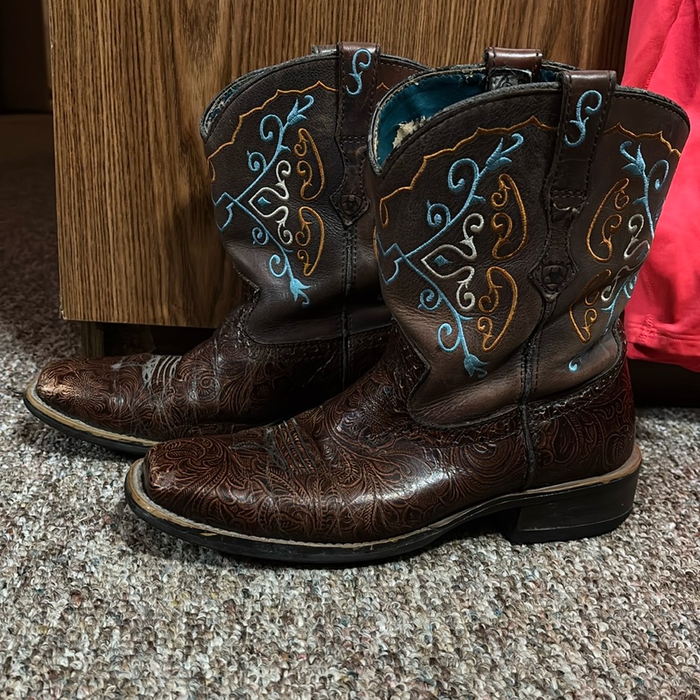 Ariat fat baby square toe brown boots size 8